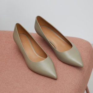 Tapered High Rise Jeans