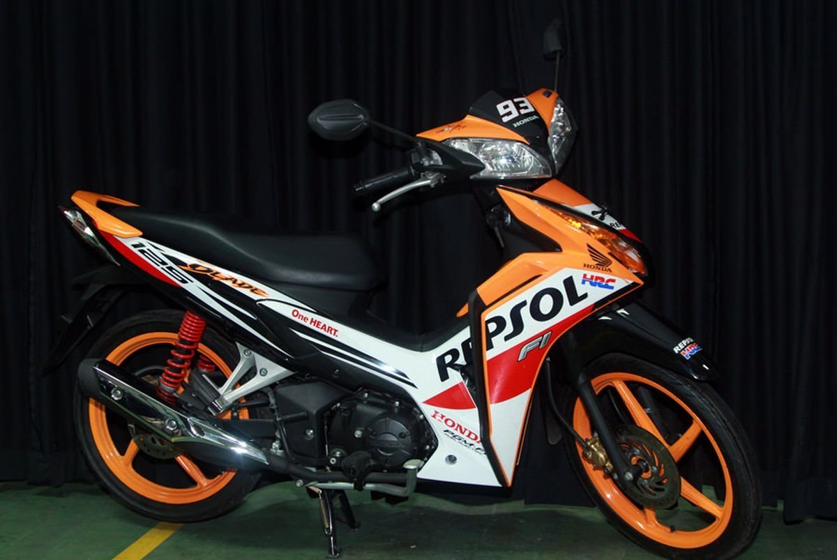 Upgrade Tampilan Motor:  Gaya Racing Modern di Jakarta