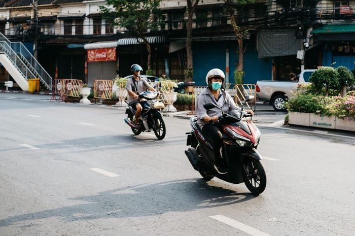 Tren Aksesoris Motor Terkini: Gaya Baru untuk Pengendara