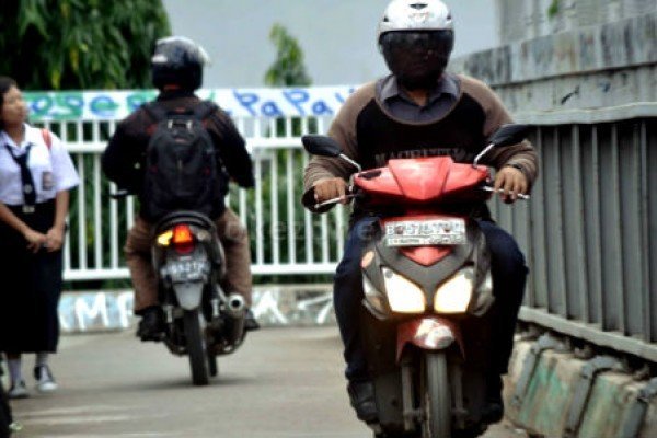 Review: 3 Brand Sarung Tangan Motor Terbaik untuk Pengendara Profesional