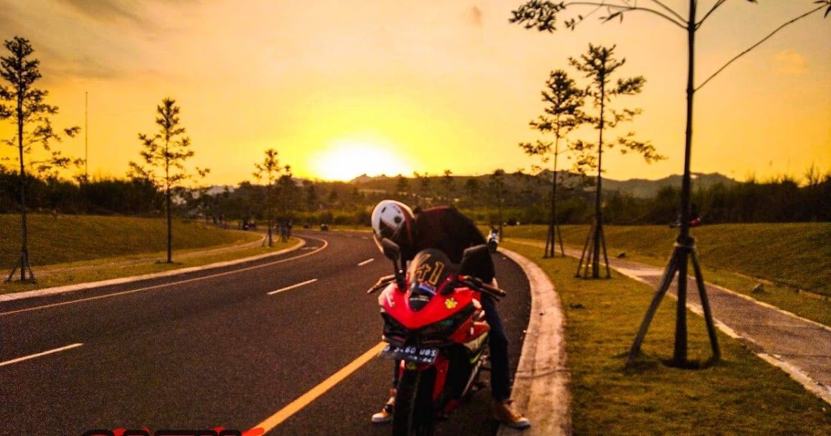 5 Aksesoris Motor Musim Panas Terbaik 2023