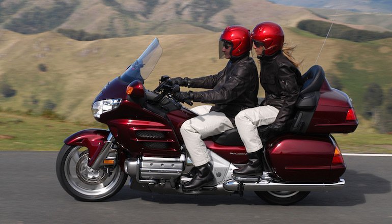3 Cara Memilih Aksesoris Motor yang Tepat untuk  Honda Beat