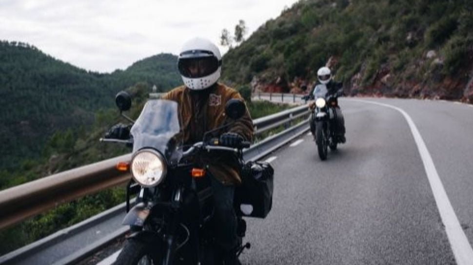 Tampil Keren & Aman: Gaya Terbaru Aksesoris Motor 2024
