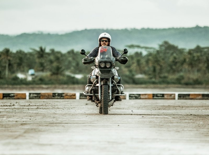 Makin Gagah dengan Aksesoris Motor Trail Ala Pembalap Profesional