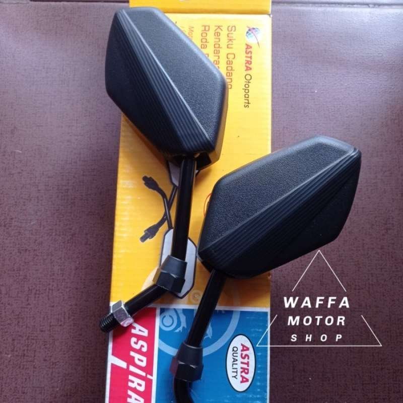 5 Aksesoris Motor Wajib Biker: Tingkatkan Gaya dan Keamanan!