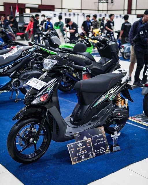 Jakarta Macet?  5 Aksesoris Motor untuk Perjalanan Lebih Nyaman
